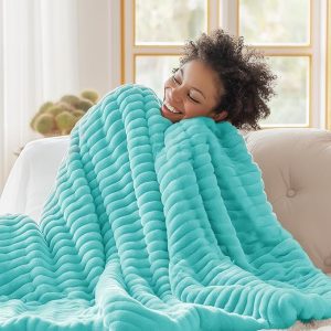 Fleece Blanket for Couch – GentleSoft Cozy Soft Blankets for Women. Cute Small Throws for Girls